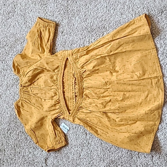 Old Navy Mustard Yellow Dot Dress with Peek a boo back - Picture 6 of 7